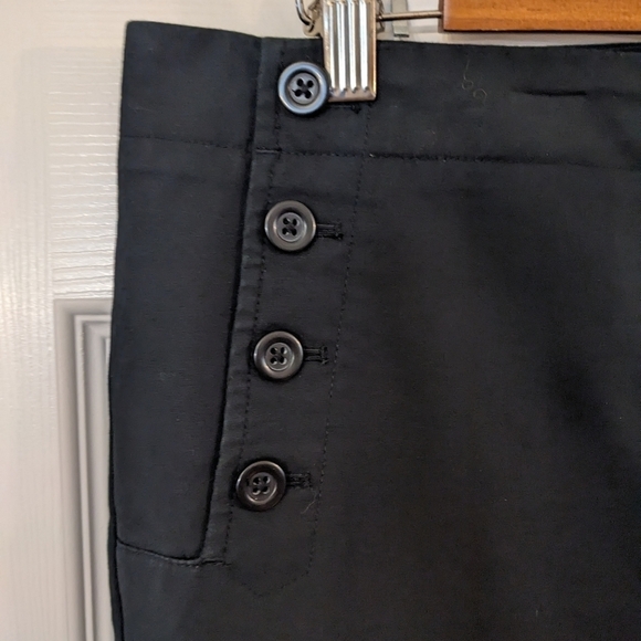 GAP Button Stretch Pencil Skirt - Picture 2 of 10